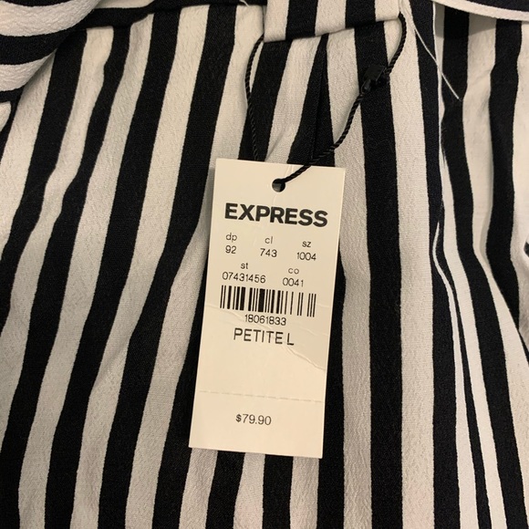 Express Wide Leg High Rise - Picture 2 of 2